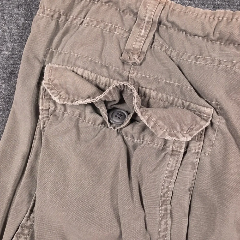 VTG Abercrombie Cargo Shorts Mens XL Khaki Tan Cotton Elastic Waist Pockets